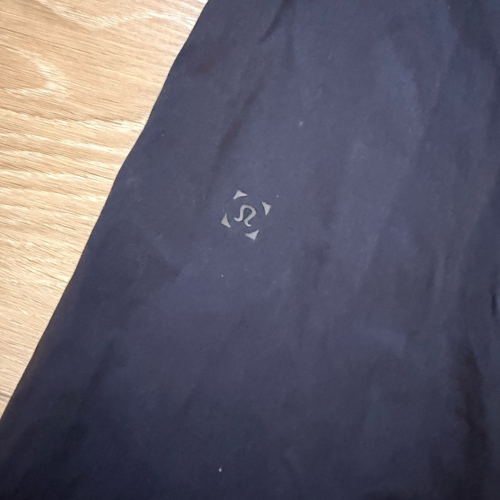 Men's Black lululemon Jogger Pants - Picture 4 of 4
